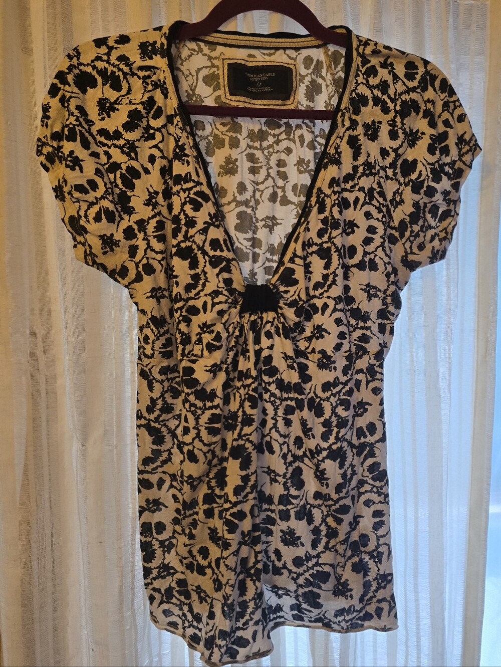 American Eagle Outfitters Black Floral V-Neck Tie-Front Top on Cream